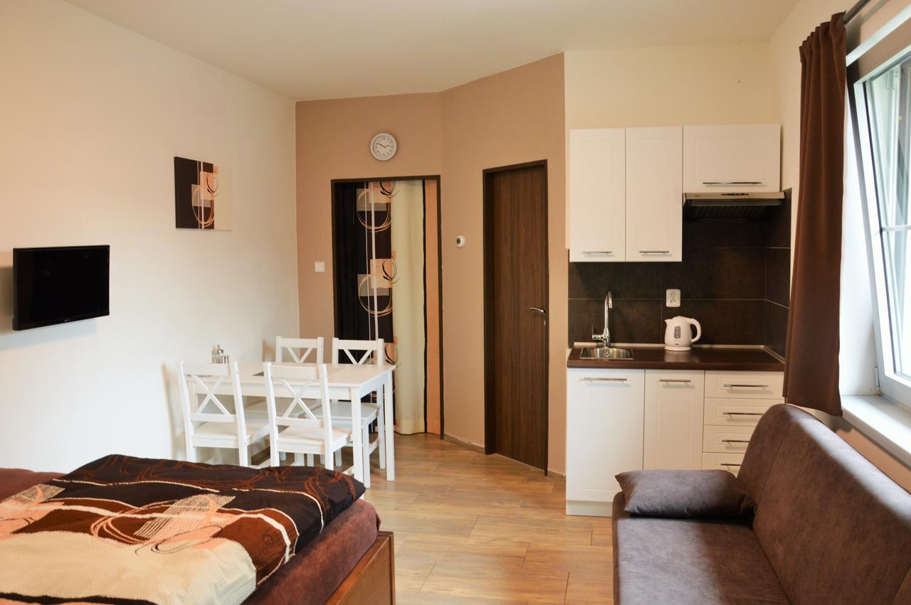 Apartmany Polevsko Bagian luar foto