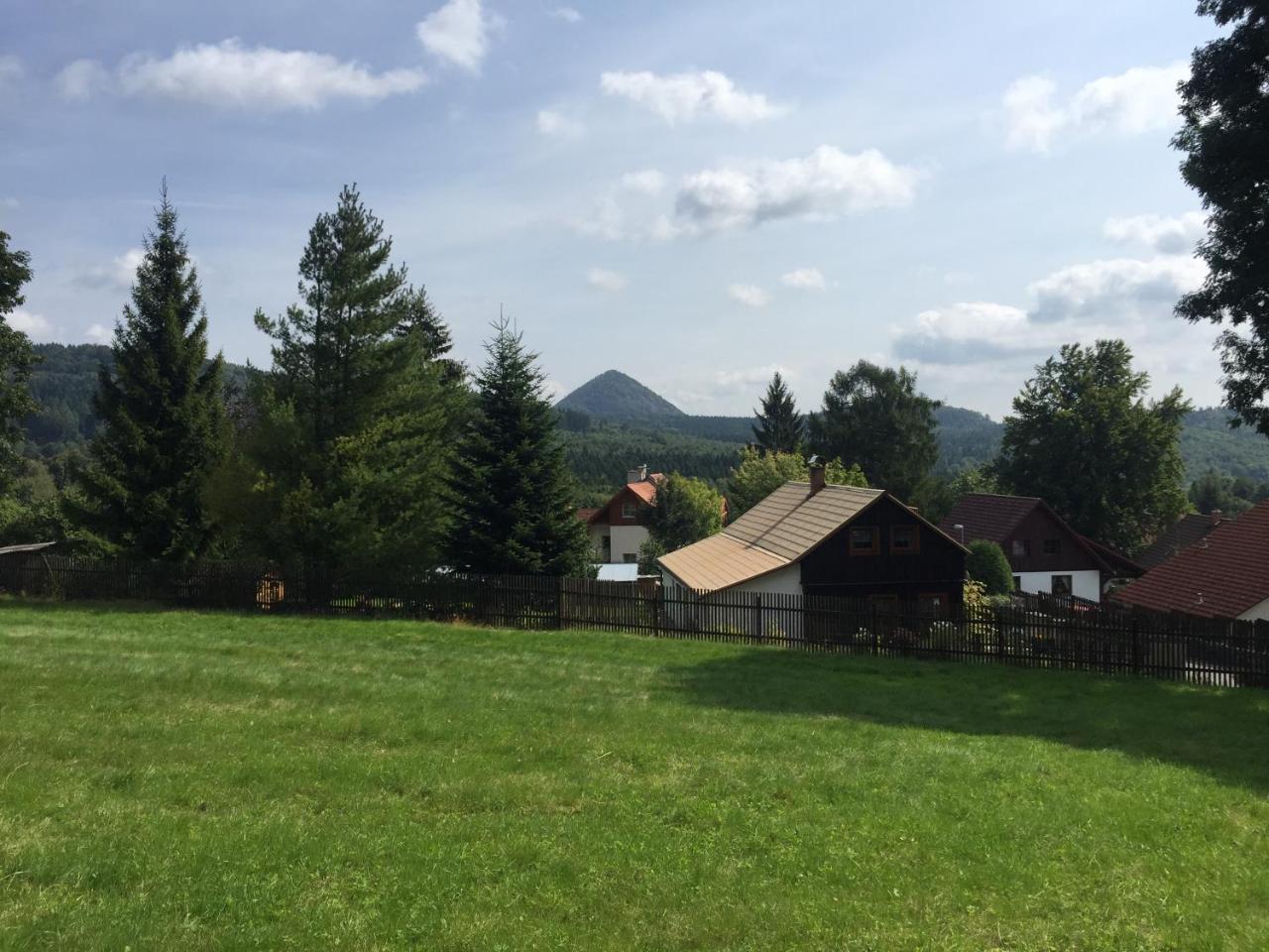 Apartmany Polevsko Bagian luar foto