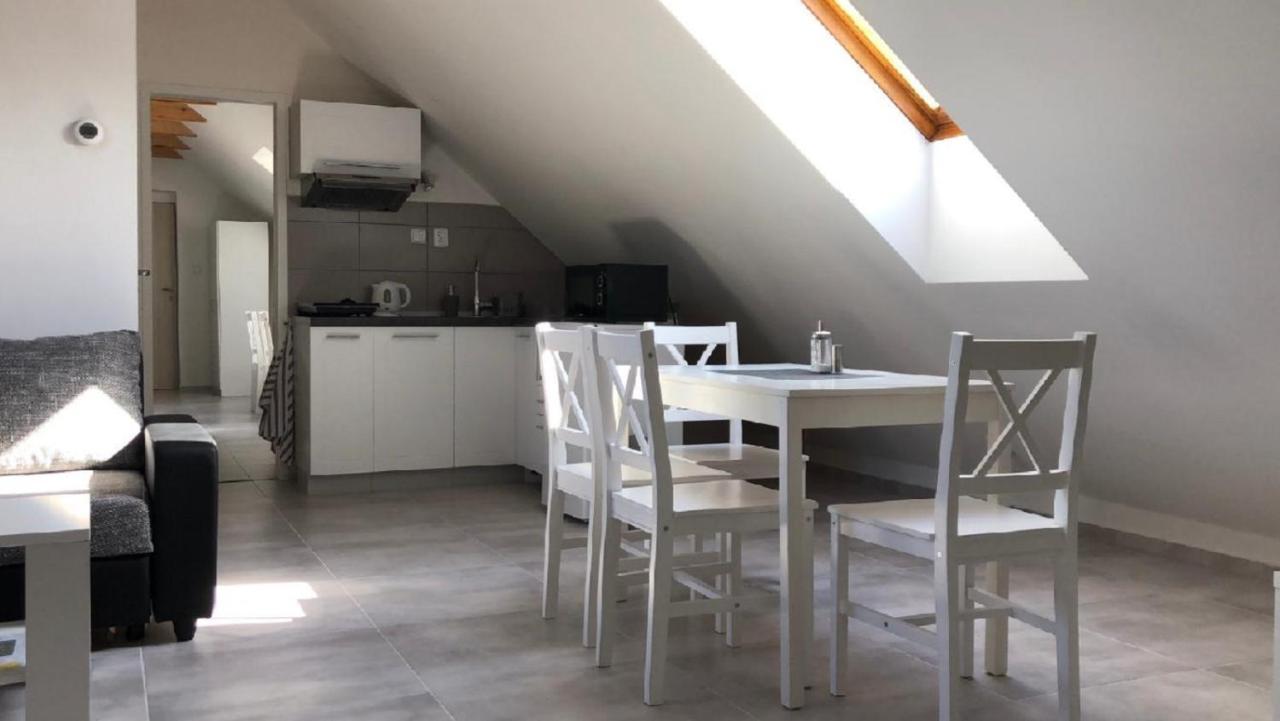 Apartmany Polevsko Bagian luar foto